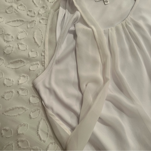 Emerald Sundae Blue and White Lined Chevron Dress - Picture 5 of 5